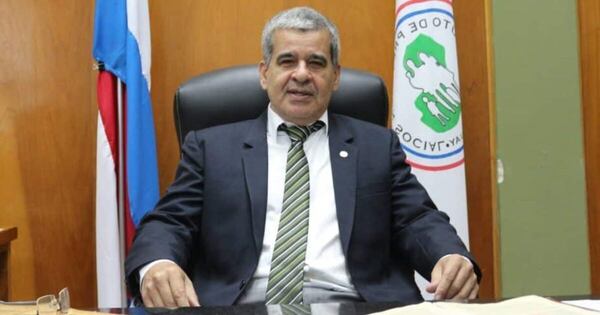 Presidente de jubilados propone modelo chileno para Caja Fiscal