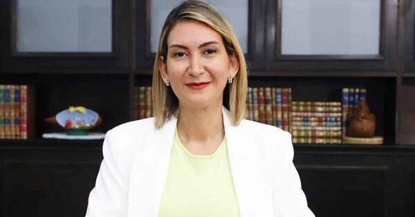 Ministra de Trabajo anuncia fuerte campaña de formalización y control de evasión