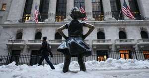 Microsoft se desploma en la Bolsa y Meta repunta fuerte