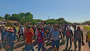 Cierran ruta PY11 por supuesto embargo de 7.000 hactáreas en Yaguareté Forest