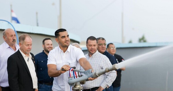 Bernal pasa la motosierra en la Essap y busca reposicionarse para llegar al Congreso