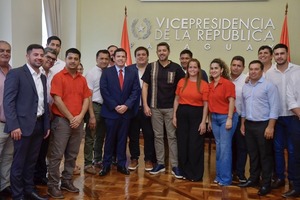 Pedro Alliana respalda a precandidatos de Guairá - ADN Digital