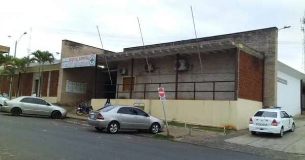 La Nación / Fiscal allanó Hospital de Santaní en caso de supuesta negligencia médica por muerte de bebé