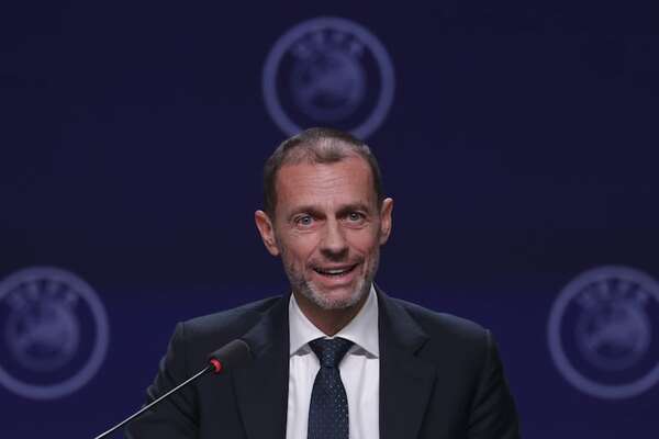 La UEFA se distancia de la FIFA sobre Rusia y no considera la readmisión - Fútbol Internacional - ABC Color