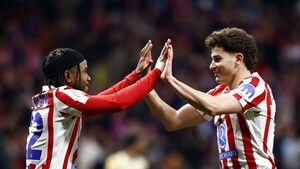 Un Atlético descomunal machaca al Barcelona