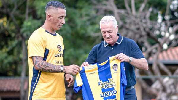 El Cazador de Utopías visitó Luque