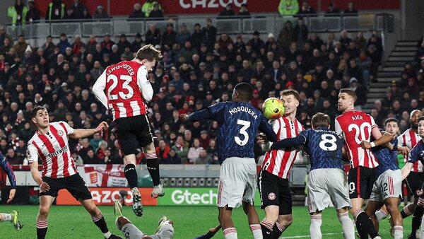 Arsenal se frena y la Premier crece en emoción