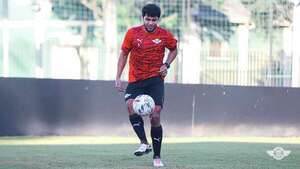 Robert Rojas, con fractura de peroné se suma a la enfermería Libertad - Libertad - ABC Color