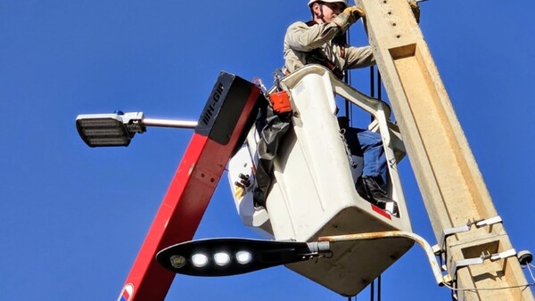 En marcha modernización del sistema eléctrico en Luque