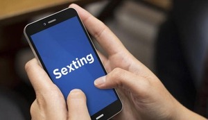 Aumentan denuncias por sextorsión y alertan sobre nueva modalidad