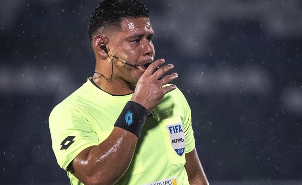 Blas Romero no pitará ningún partido en la fecha 5: ¿APF reconoce mal arbitraje?