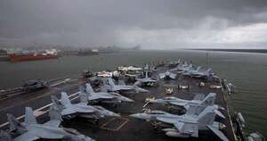 La Nación / Portaviones desplegado para captura de Maduro se traslada a Oriente Medio