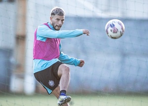 Iván Leguizamón, baja en Olimpia pensando en el clásico