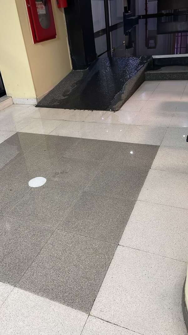 AUDIO: Cámara de Diputados “hace aguas”: reportan inundación de oficinas  - A La Gran 7-30 - ABC Color