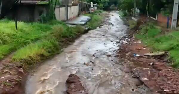 La Nación / Desapareció un niño y vecinos reportan que fue arrastrado por un raudal en San Lorenzo