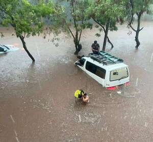 Popular / Desastre ojapo ápe ha pépe hizo el temporal vai en Asunción y Central
