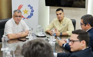 Los directivos de ESSAP anunciaron que bajarán su salario