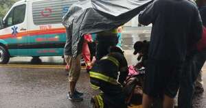 La Nación / Villa Elisa: Joven fue arrollada durante intensa lluvia y presenta graves lesiones