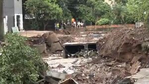 Niño desapareció tras ser arrastrado por el raudal hacia una zona de obras inconclusas