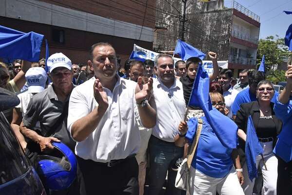 Principales listas del PLRA inscriben a sus “leales” para miembros del Directorio  - Política - ABC Color