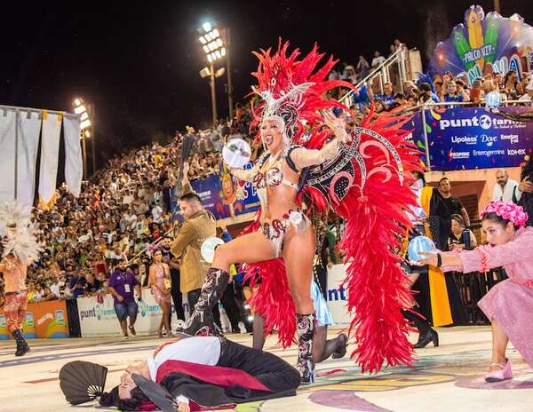 Carnaval Encarnaceno: a pocas horas de la última noche con pocas entradas disponibles - Espectáculos - ABC Color
