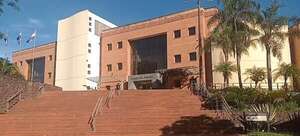 Absuelven de pena a acusado por incumplimiento del deber alimentario en Pedro Juan Caballero - Nacionales - ABC Color