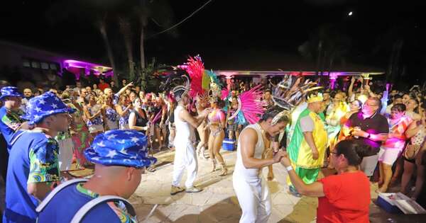 La Nación / San Bernardino vibró así con el carnaval de El Retrovisor