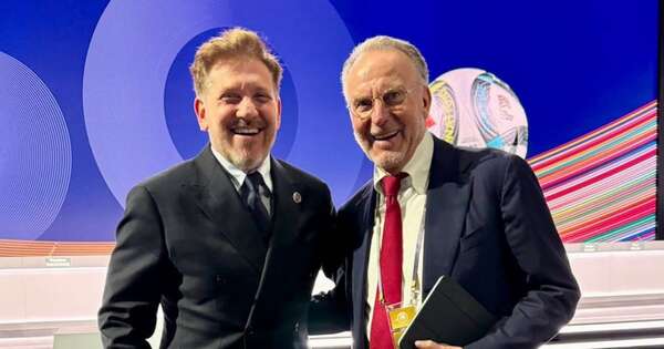 La Nación / Domínguez compartió con Rummenigge