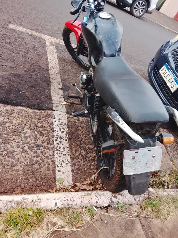 Policía recupera motocicleta hurtada tras rastrillaje en Encarnación