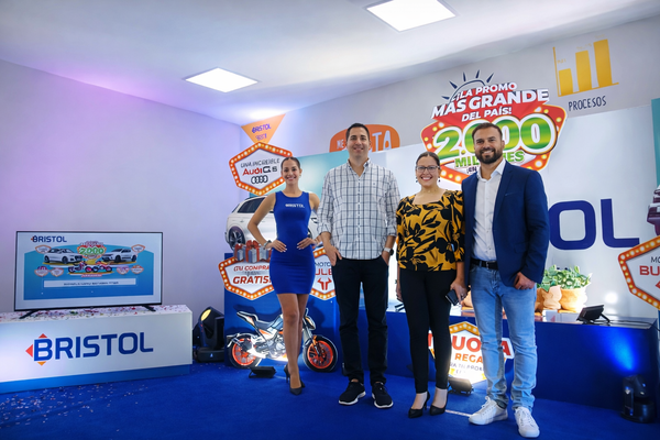 Bristol suma una feliz ganadora de un Audi Q5 0 km y anuncia más premios