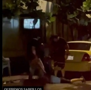 Popular / Indignación total por brutal tongueo contra un mitã’i indefenso