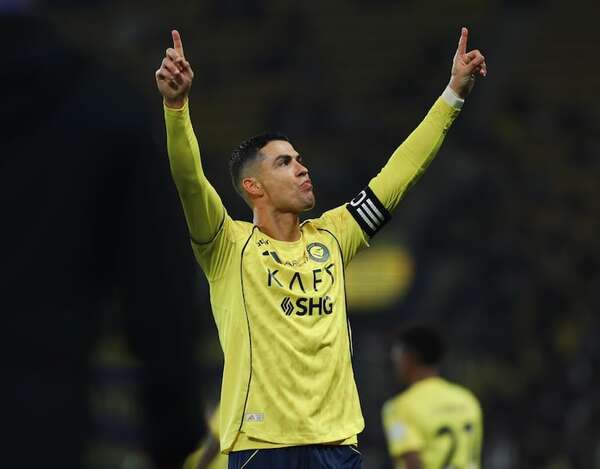 Cristiano Ronaldo vuelve a jugar y a marcar  - Fútbol Internacional - ABC Color