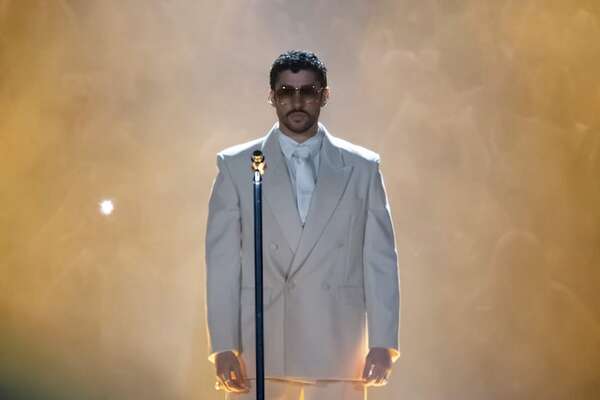 Apoteósico regreso de Bad Bunny a Buenos Aires: perreo, fútbol y unión latinoamericana - Música - ABC Color