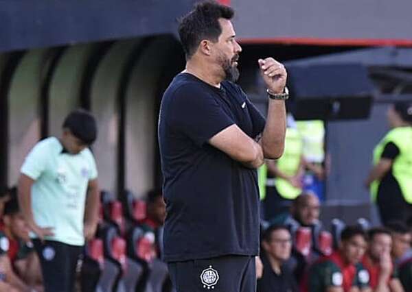 ‘Vitamina’ Sánchez: “Olveira nos termina otorgando un punto con la salvada del penal” - Olimpia - ABC Color