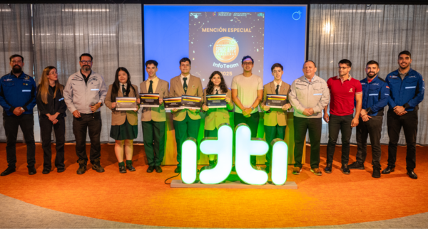 Paraguay fortalece su ecosistema tecnológico con premiación del Space Apps Challenge y proyecto satelital propio