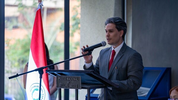 Marco Augisto Ferreira.Y el desafío de construir un Paraguay mas lector