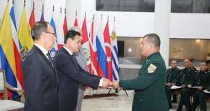 La Nación / Militares recibieron capacitación de la Academia Diplomática y Consular