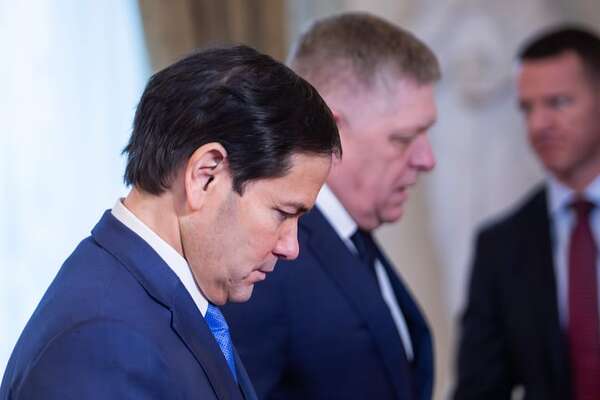 Marco Rubio se reúne con el primer ministro eslovaco para hablar de energía y seguridad - Mundo - ABC Color