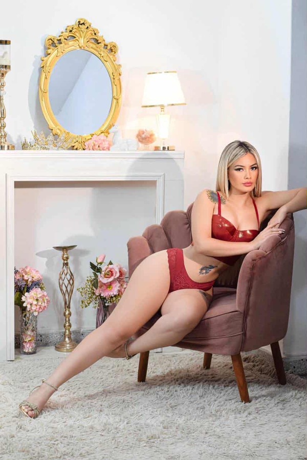 Popular / Solcito: "Cuerpo memete las chulis, pero las novias oficiales mandamos el 14"