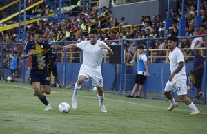 Popular / Triki profundiza la crisis del Libertad de Francisco Arce