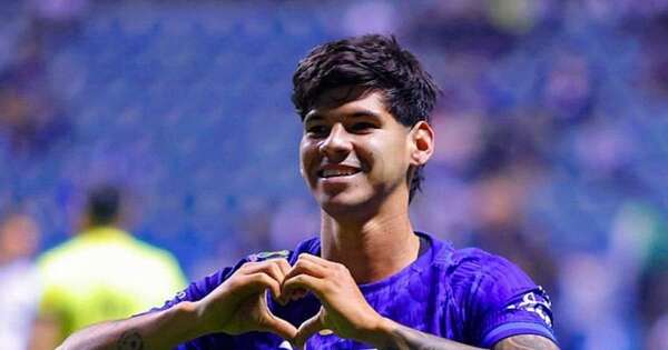 La Nación / Morales, marca, asiste y es figura