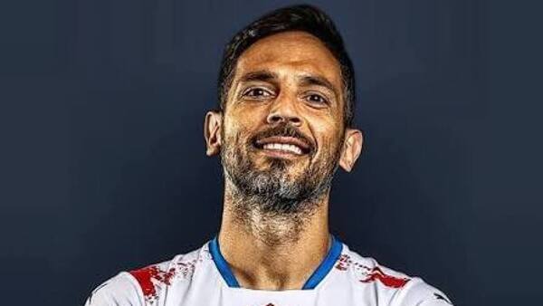 La espectacular acción de Roque Santa Cruz