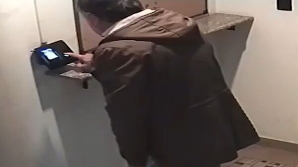 Marcaba y se retiraba sin trabajar: echaron a hijo de exgobernador de Neuquén