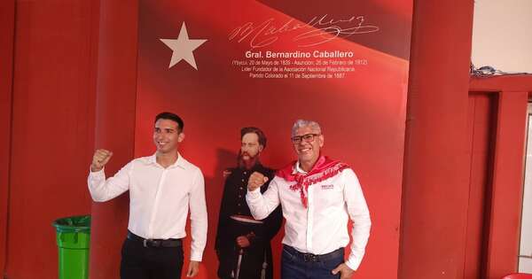 Diario HOY | ANR: Chamorro inscribe su precandidatura por CDE