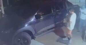 La Nación / Ministerio de Defensa entregó a militar presuntamente involucrado en el caso Kanazawa