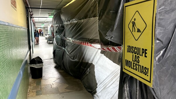 Familiares luchan para que IPS provea insumos a trabajadora social que espera cirugía cardiaca