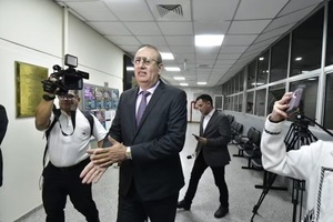 Fiscalía ratifica que Erico Galeano lesionó imagen del Congreso