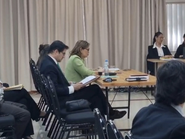 Caso mafia de los pagarés: nueva recusación frena preliminar de acusados y vuelve a suspender audiencia