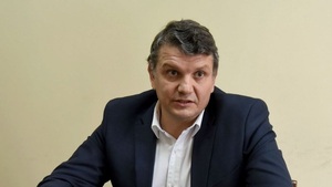 Presidente de Copaco hospitalizado en estado reservado tras accidente de motocicleta en Asunción