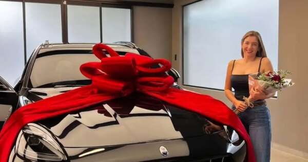 Diario HOY | Exministro de Marito ostenta lujosa camioneta 0 Km de regalo a su esposa